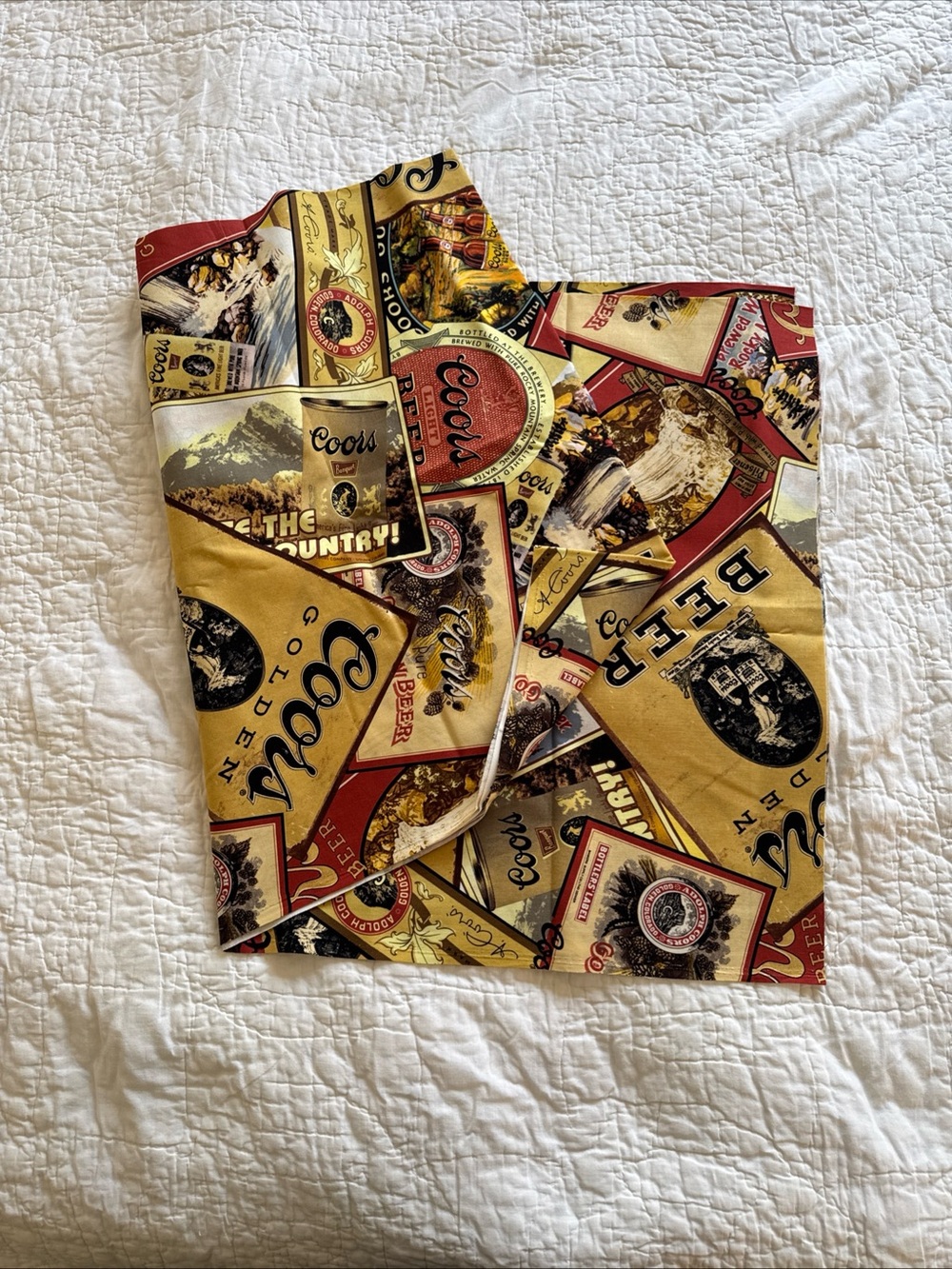 Coors Beer Cotton Fabric 72” x 40” – 2010 Licensed – Rocky Mountain / Retro